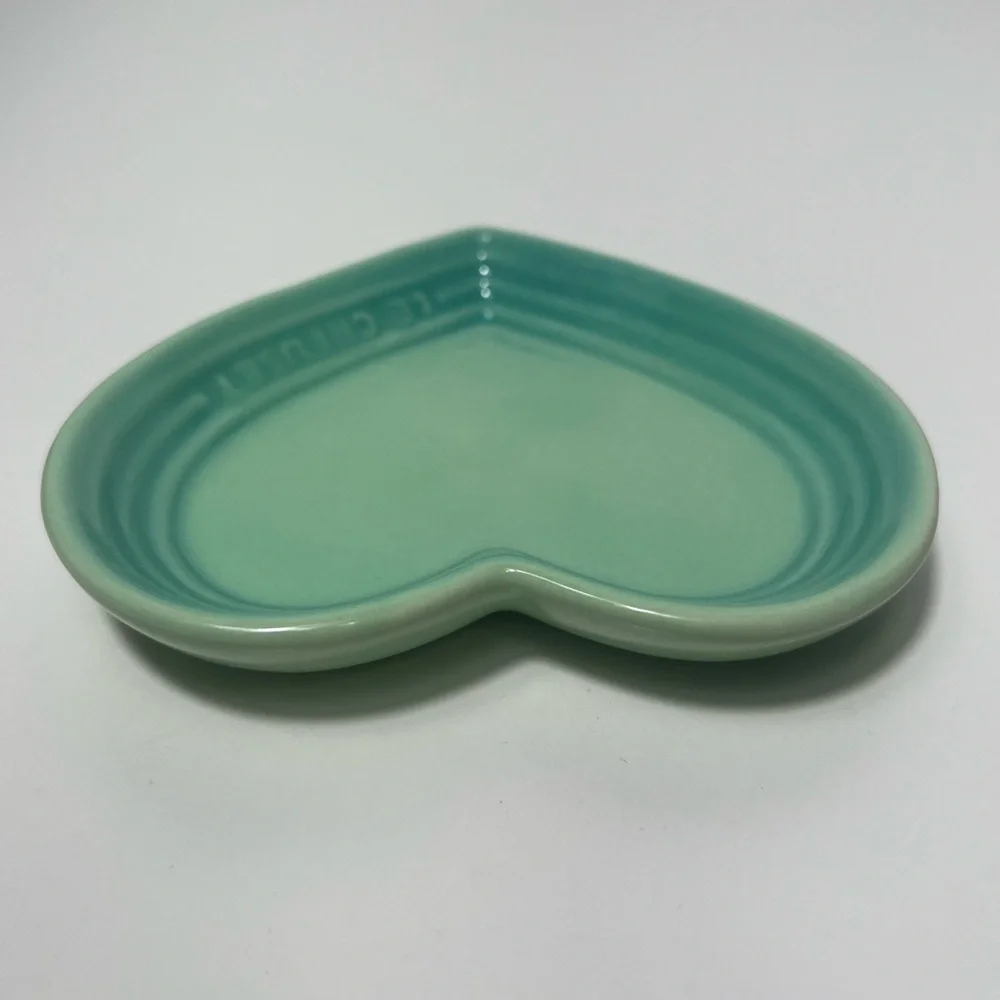 Le Creuset Stoneware Heart Shaped Trinket Dish Plate Tray Bowl